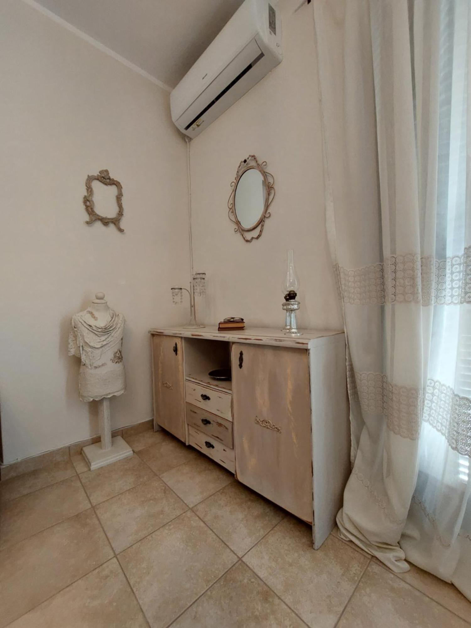 Antique Apartment Áfitosz Kültér fotó